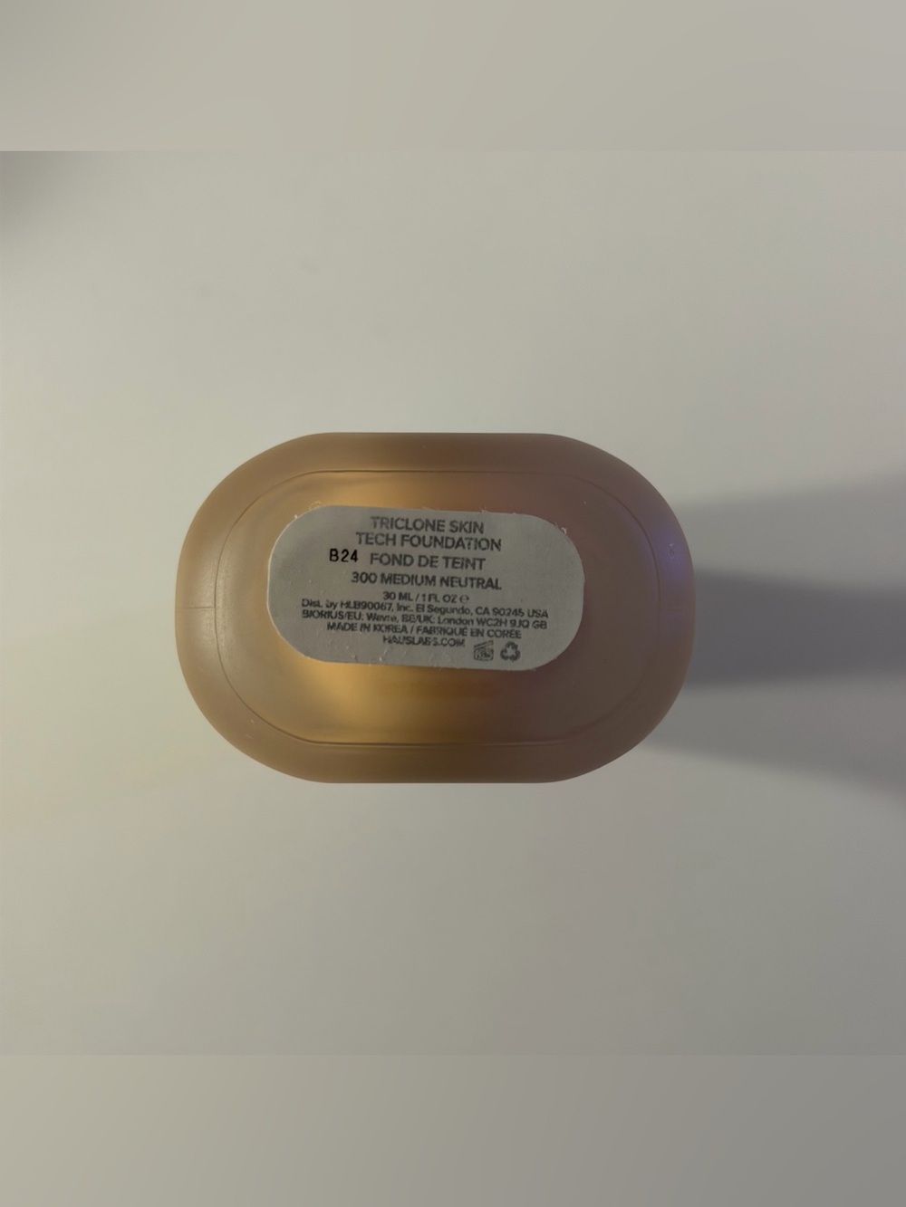 Haus Labs Triclone Skin Tech Foundation - Picture 2 of 2